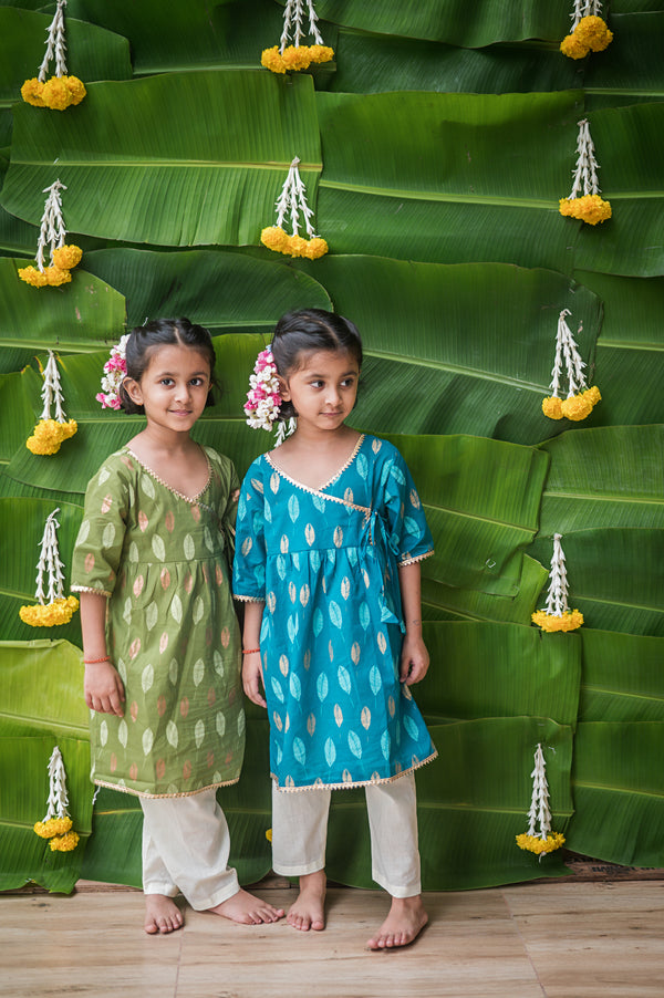Gleaming Leaf Ethnic Wear Girls (Blue)