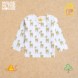 The Curious Giraffe - Unisex Nightdress