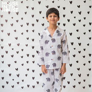 A Growling Bear- Unisex Nightdress