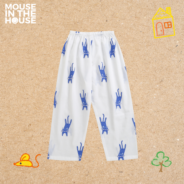 A MAGNIFICIENT CAT- UNISEX NIGHTWEAR (Blue)